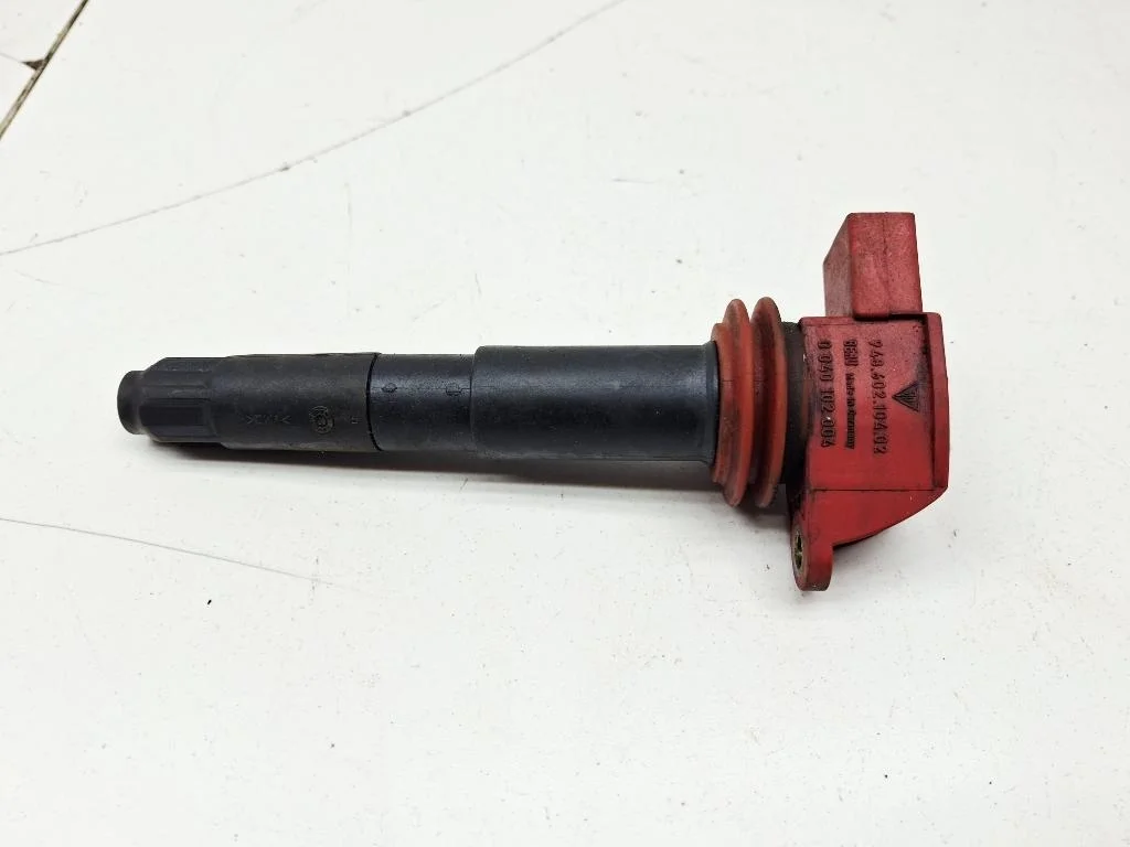 Катушка зажигания Porsche Cayenne 1 2007 957