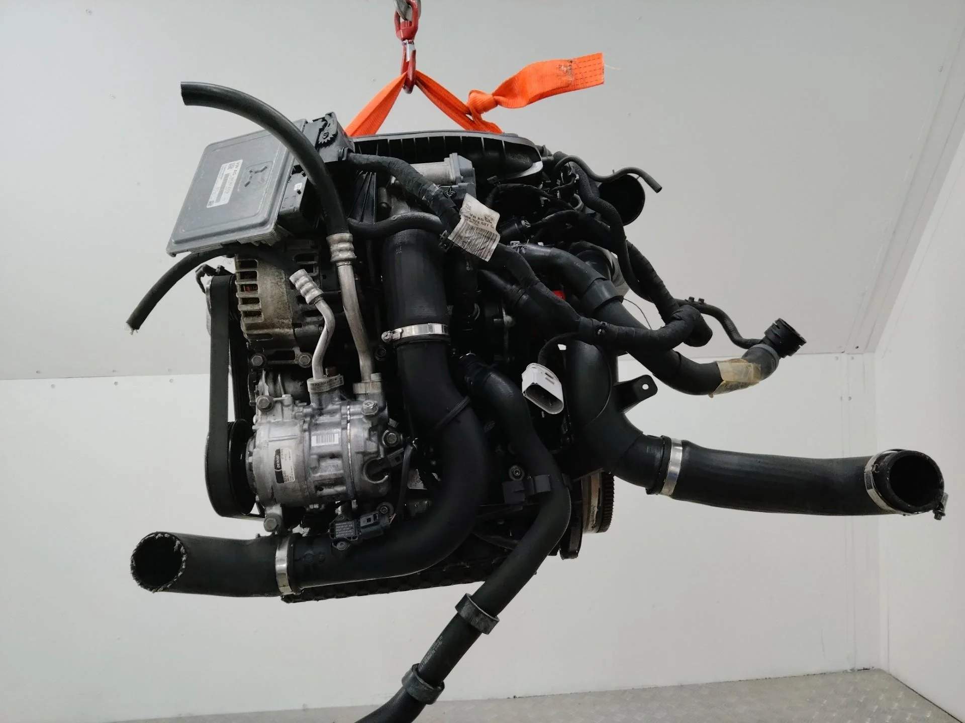 Двигатель CJS Volkswagen Passat B8 1.8 Бензин