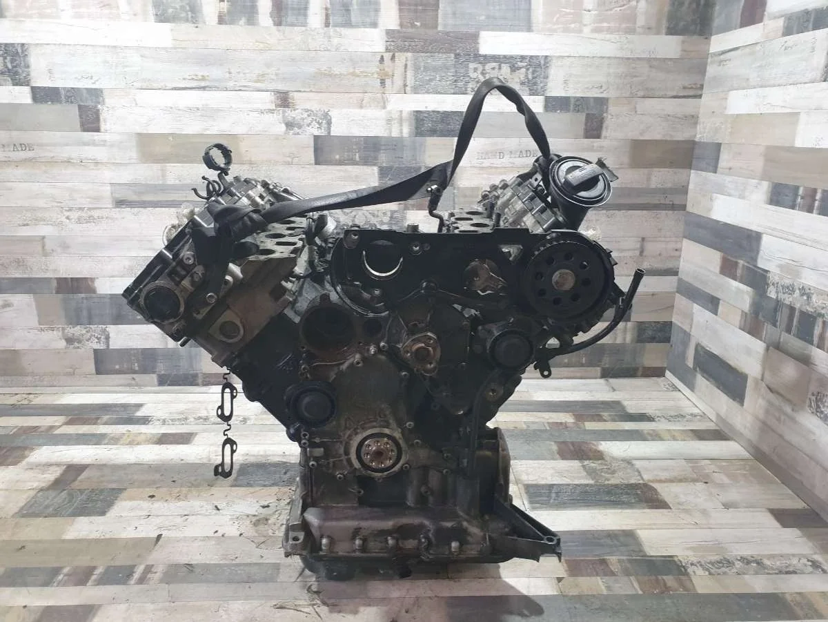 Двигатель BUG Audi Q7 4L 0.0 0