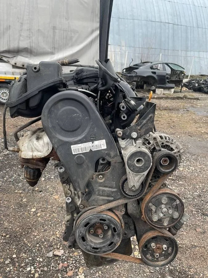 Двигатель BFQ Volkswagen Golf 5 1.6 Бензин