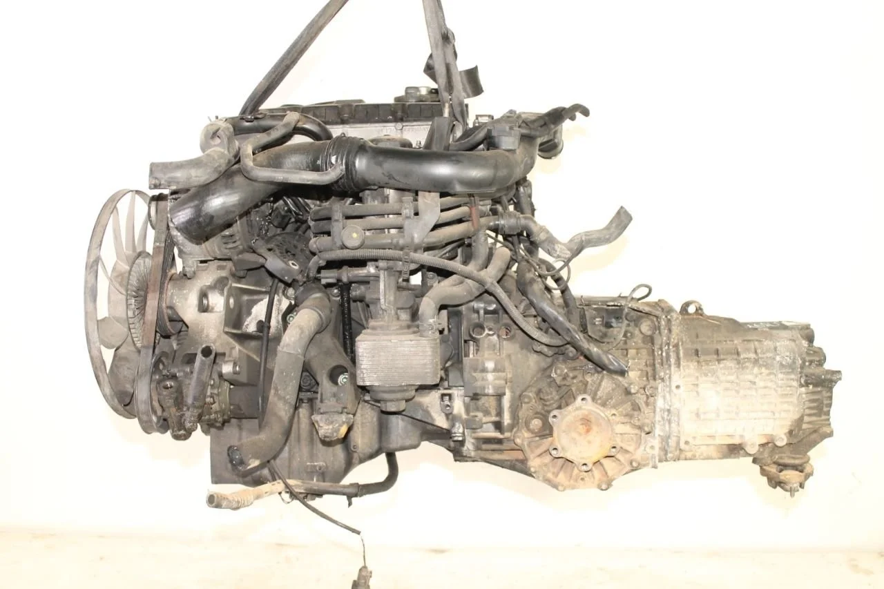 Двигатель AWX Audi A4 B6 (S4,RS4) 1.9 Дизель