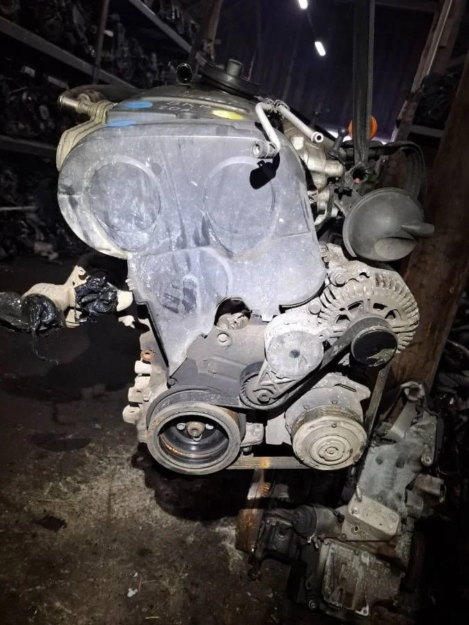 Двигатель BKP Volkswagen Passat B6 2.0 Дизель