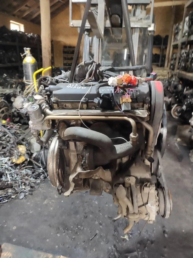 Двигатель ALZ  Volkswagen Passat B5 1.6 Бензин