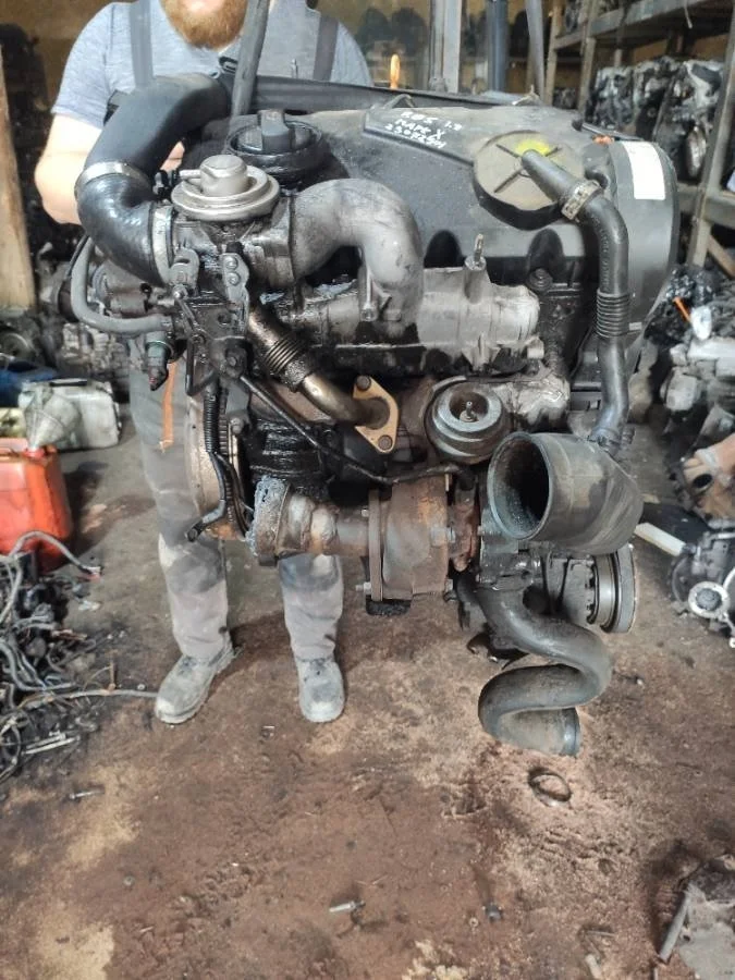 Двигатель AVB Volkswagen Passat B5 1.9 Дизель