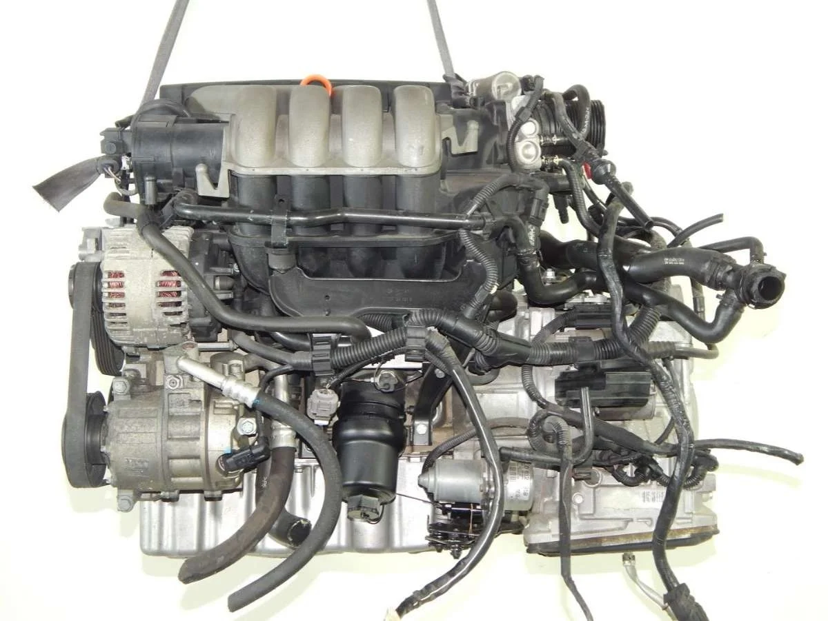 Двигатель AXW Volkswagen Golf 5 2.0 Бензин