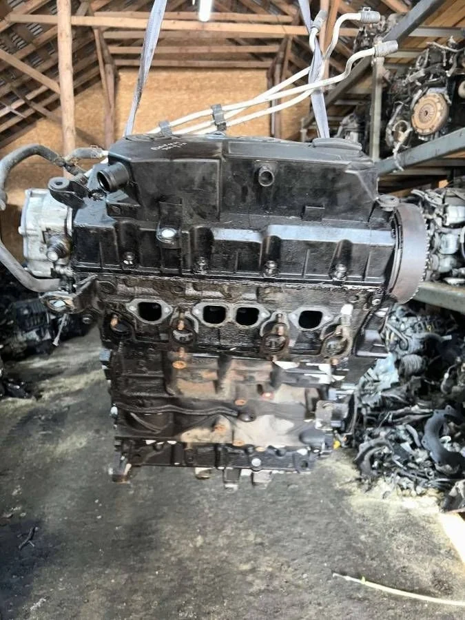 Двигатель AWX Volkswagen Passat B5 0.0 0