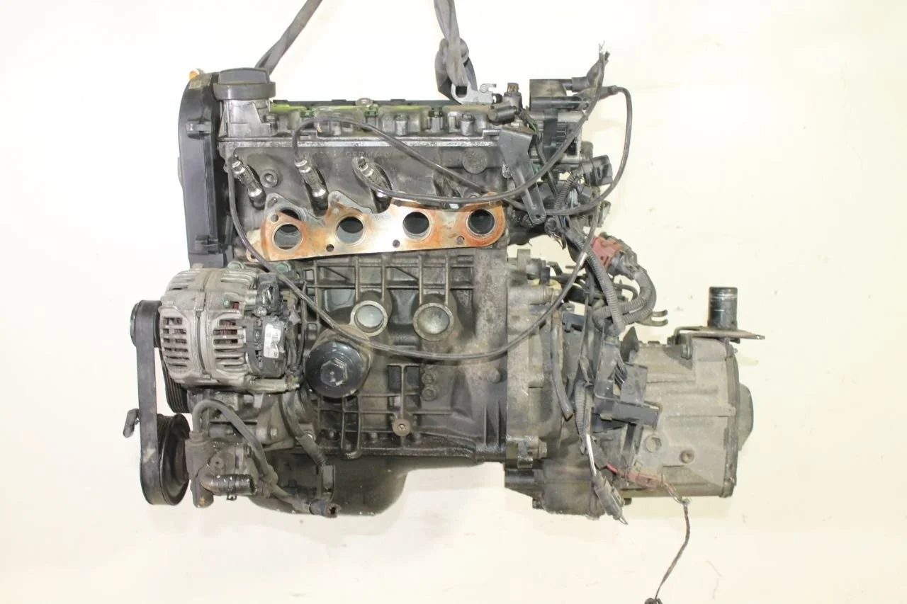 Двигатель AUC Volkswagen Polo 3 1.0 Бензин