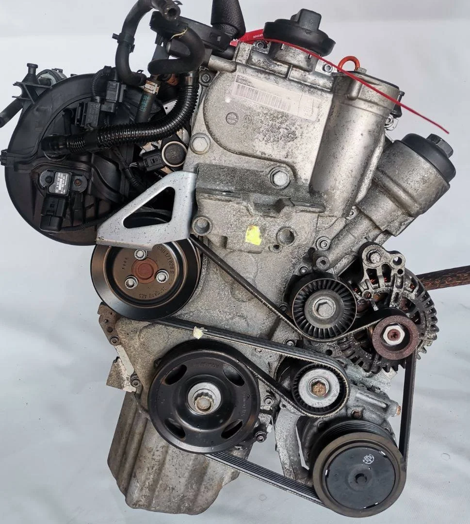 Двигатель BLF Volkswagen Golf 5 1.6 Бензин