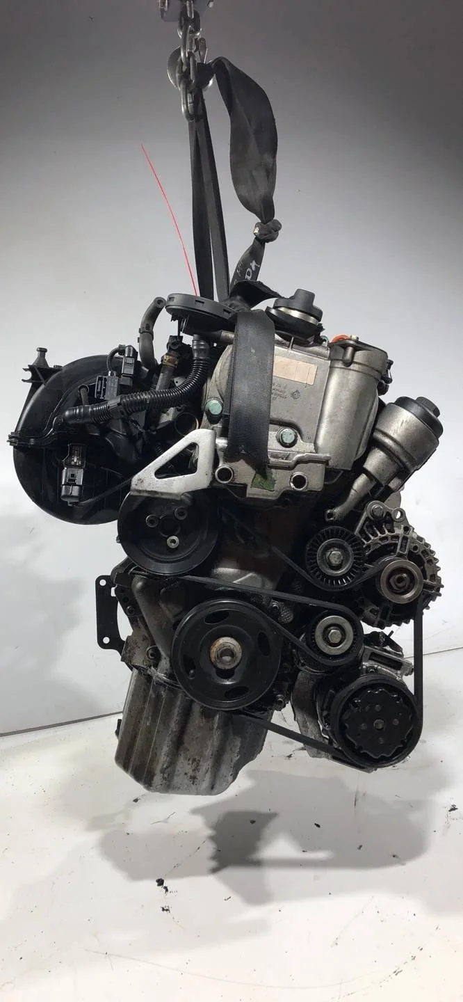 Двигатель BLF Volkswagen Passat B6 1.6 Бензин