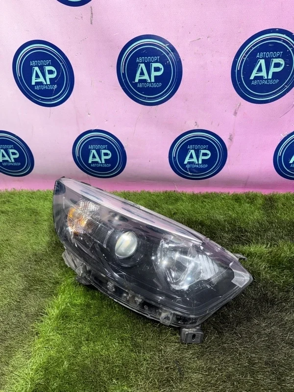 Фара RENAULT KAPTUR 2016-2020 260102366R SUV H4MD429, передняя правая