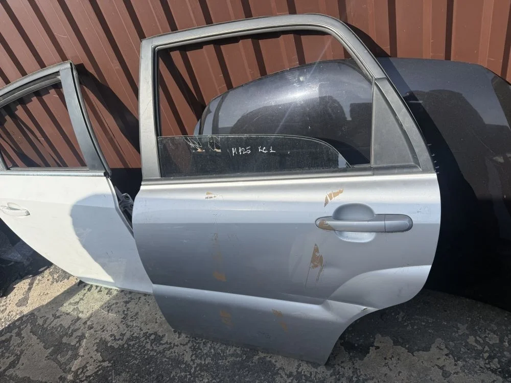 Дверь задняя левая kia sportage 2 KM