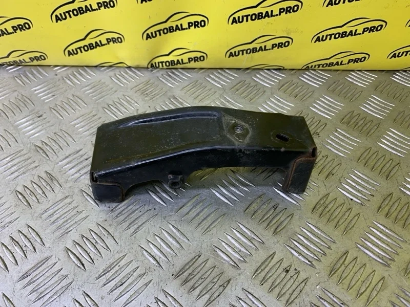 Кронштейн Mitsubishi L200 (2015-2022) 2016 6400F774 ПИКАП 2.4 D 4N15