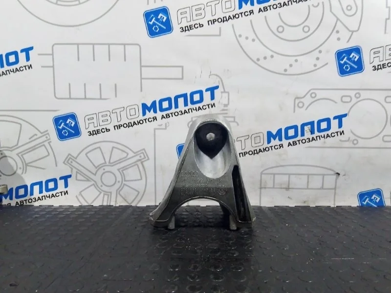 Кронштейн двигателя Volkswagen Touareg 7L8199307K NF CJM CJMA 3.0D