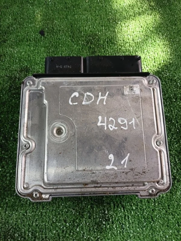 Блок управления AUDI A4 8K1907115M CDH