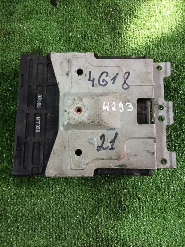 Блок управления Mitsubishi Lancer MN156334 4G18