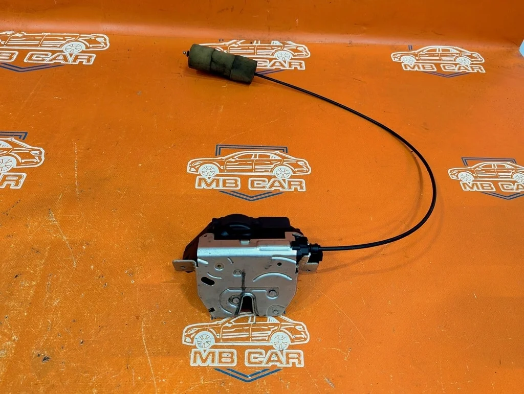 Замок багажника Mercedes-Benz