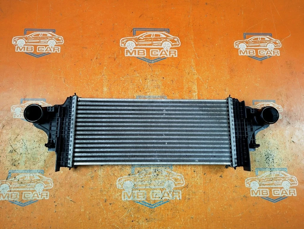 Интеркулер Mercedes-Benz