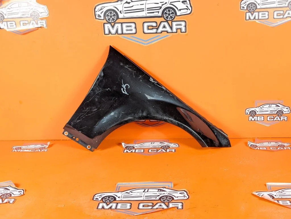 Крыло переднее правое Mercedes-Benz