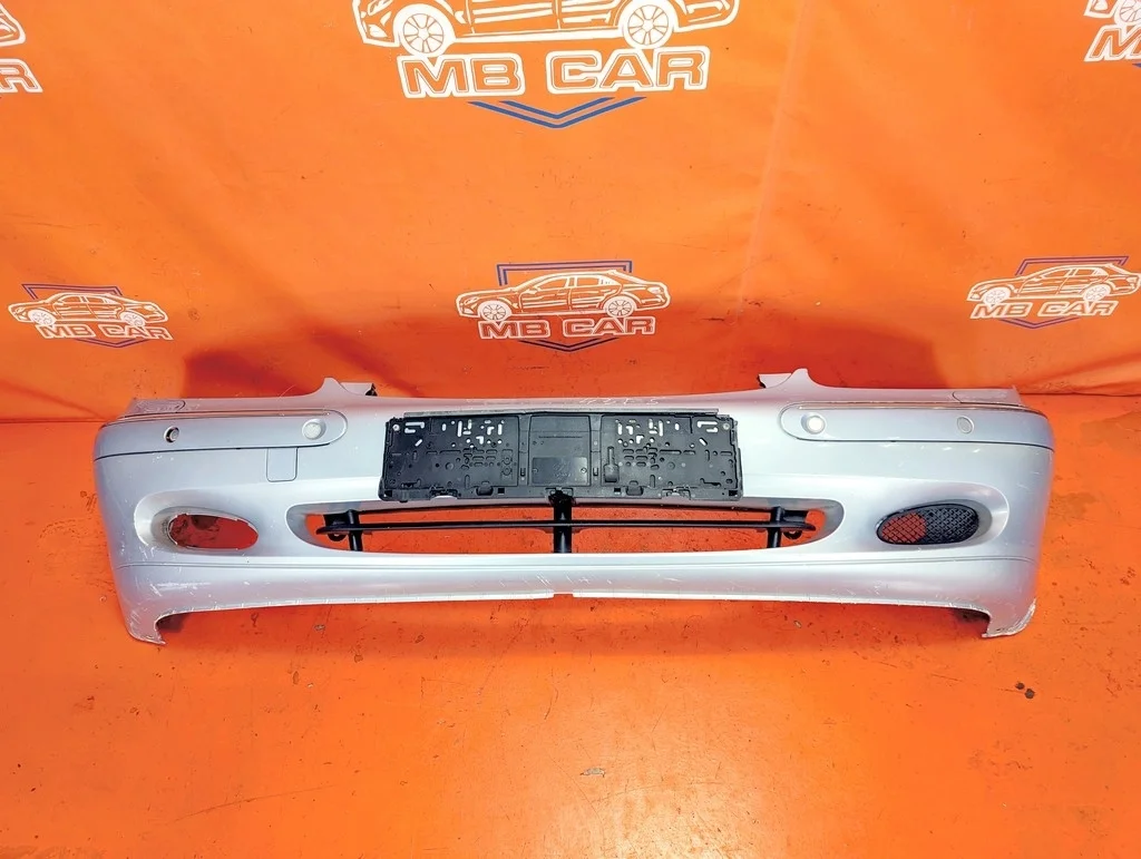 Бампер передний Mercedes-Benz