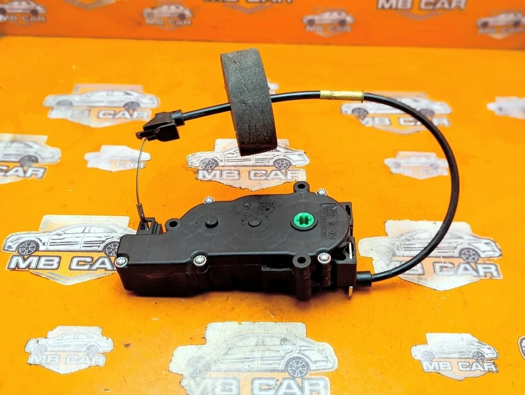 Активатор замка багажника Mercedes-Benz