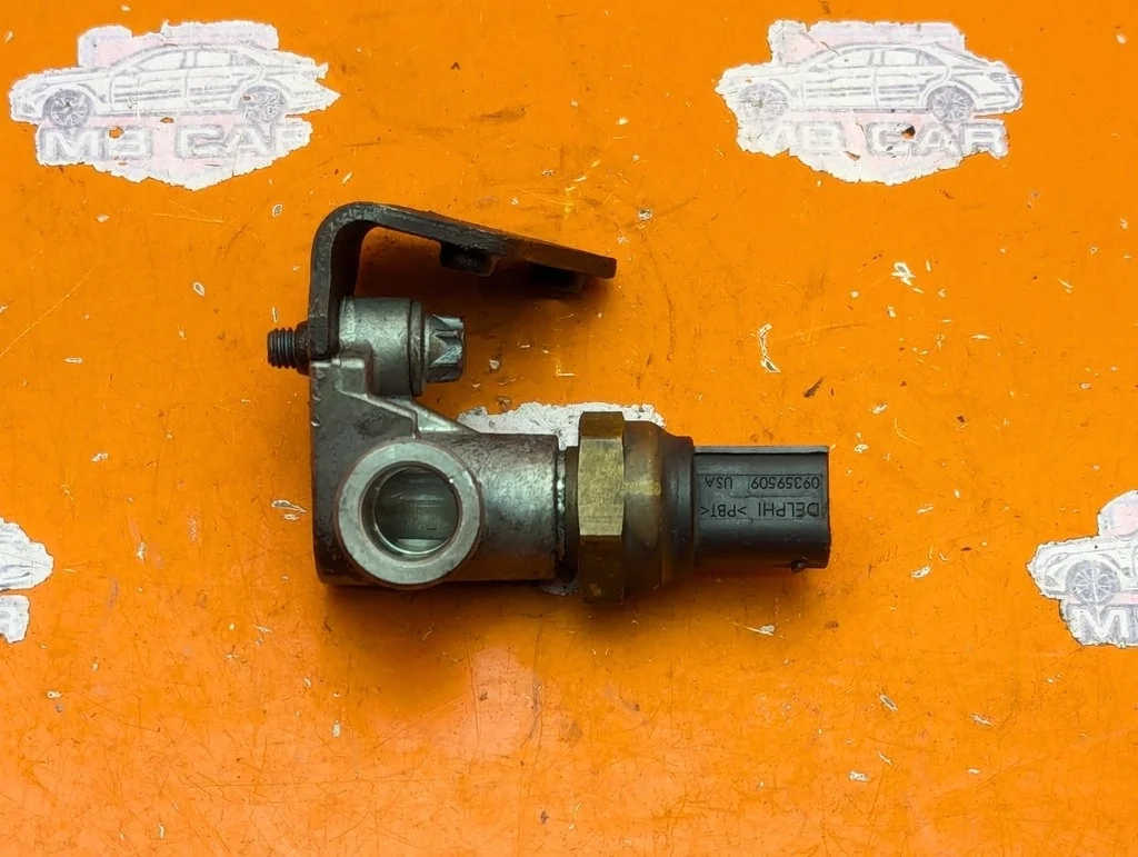 Датчик давления Mercedes-Benz