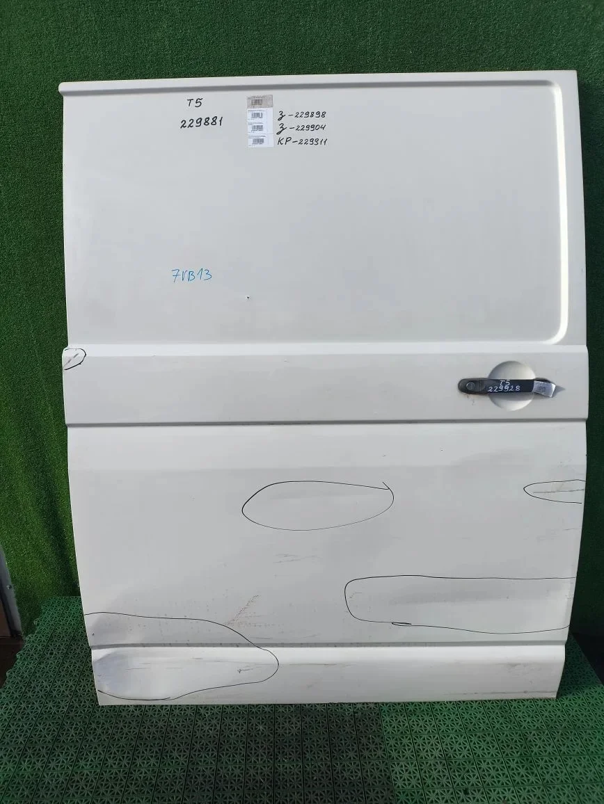 Дверь VOLKSWAGEN TRANSPORTER T5/T6 2003- сдвижная (без выреза под стекло) правая белая б/у TRANSPORTER T5(2003-2015);TRANSPORTER T6(2015-