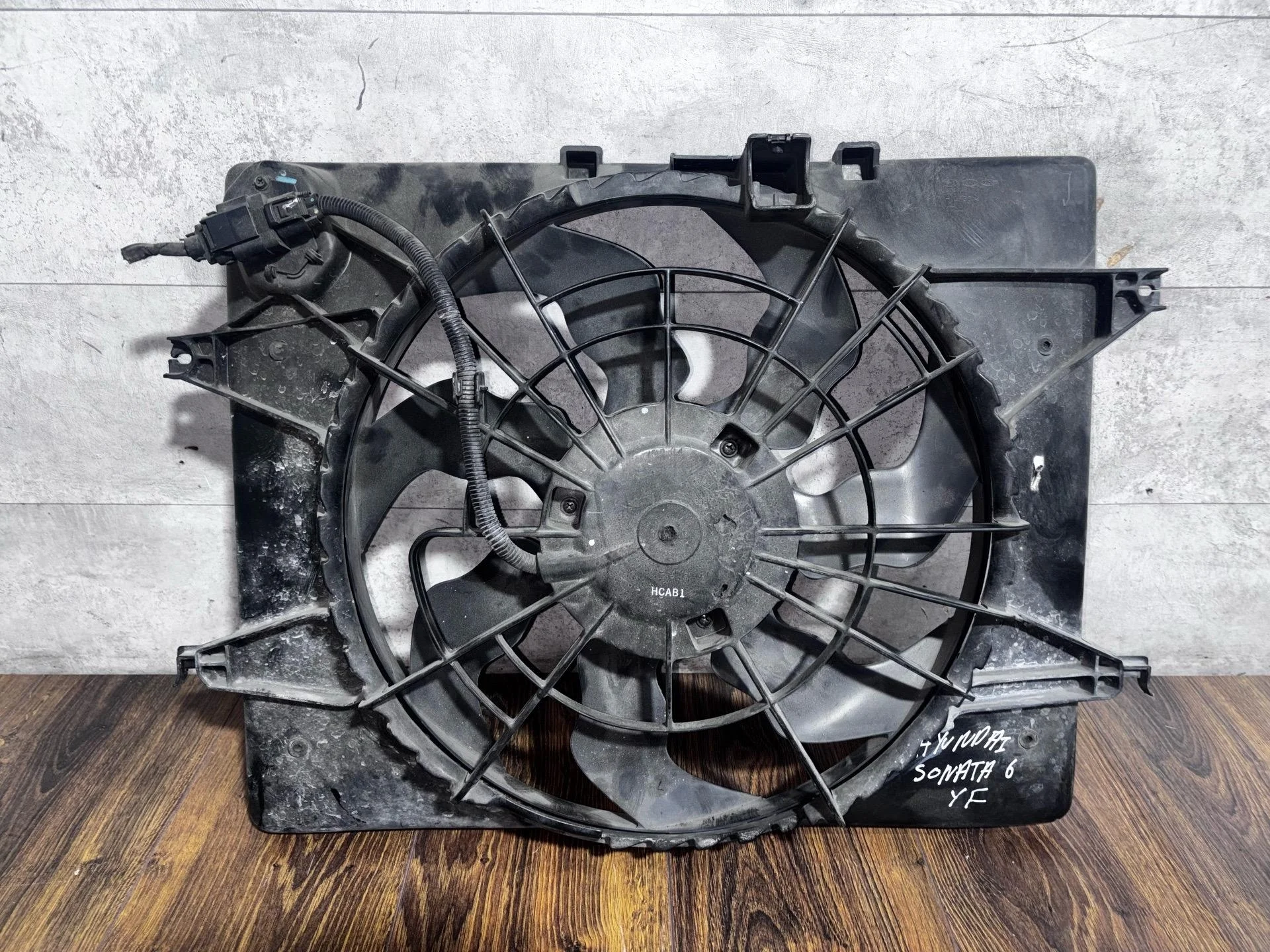 вентилятор охлаждения Hyundai Sonata 6 YF