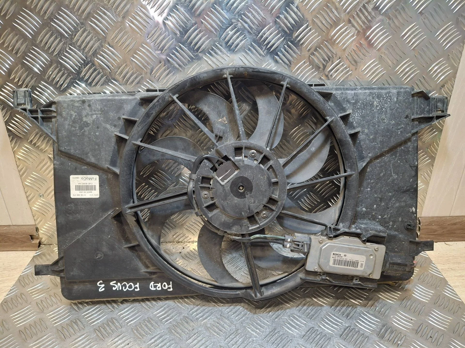 вентилятор охлаждения Ford Focus 3