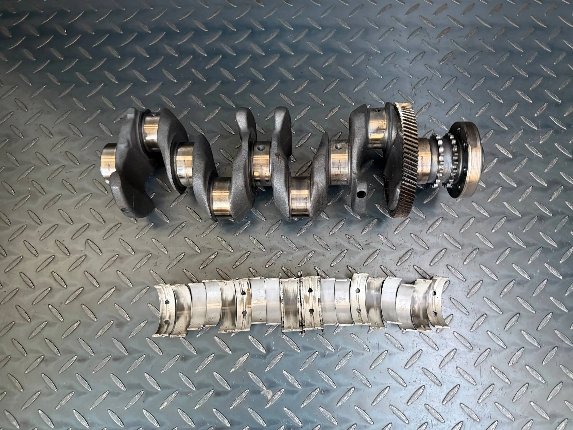 коленвал BMW X1 E84