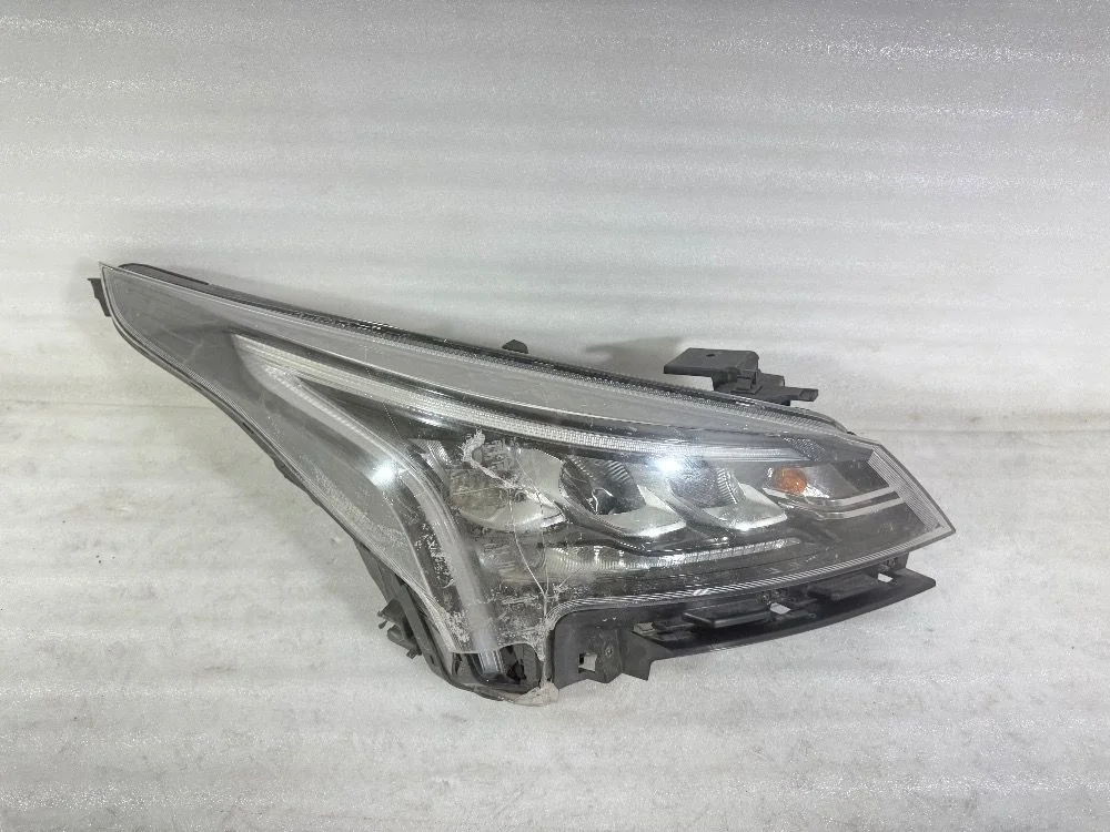 Фара Kia Rio IV рестайлинг (2020—2025) б.у