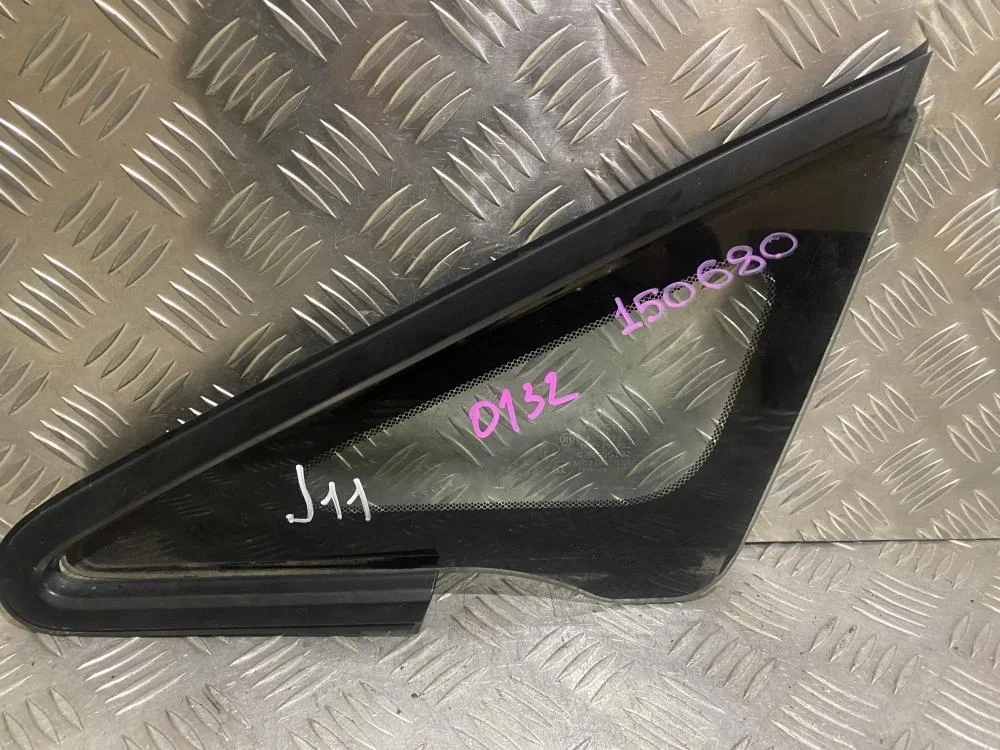 Стекло кузовное глухое левое для Honda Civic FD (4D) 2006-2012