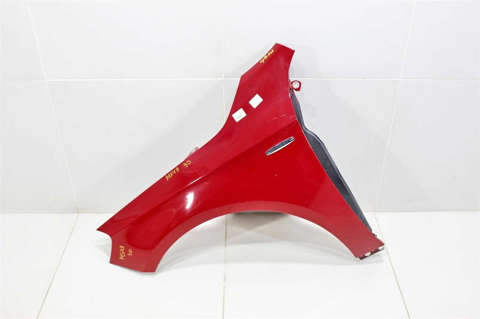 Крыло MERCEDES-BENZ A-Class 2012-2018 A1768810101 W176, переднее левое