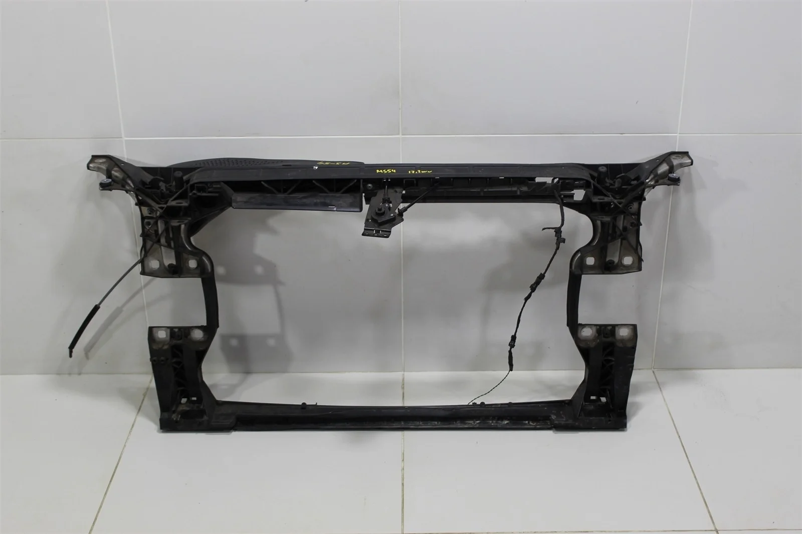 Панель передняя (телевизор) AUDI A4 2015+ 8W0805594 B9