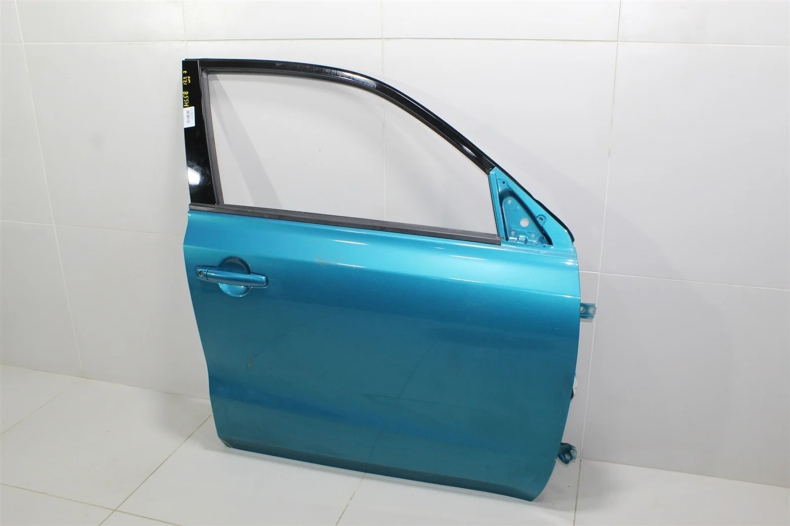 Дверь SUZUKI VITARA 2017 6800154P01 P90, передняя правая