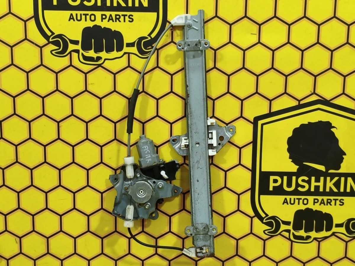 Стеклоподъемник Nissan Juke 2012 807201KA0A F15 HR16DE, передний правый