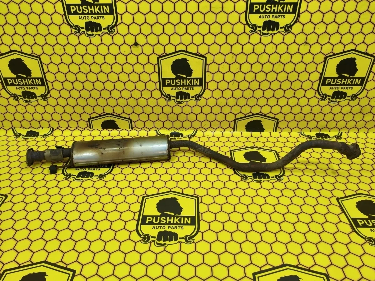 Труба глушителя Nissan Juke 2012 203001KA0A F15 HR16DE