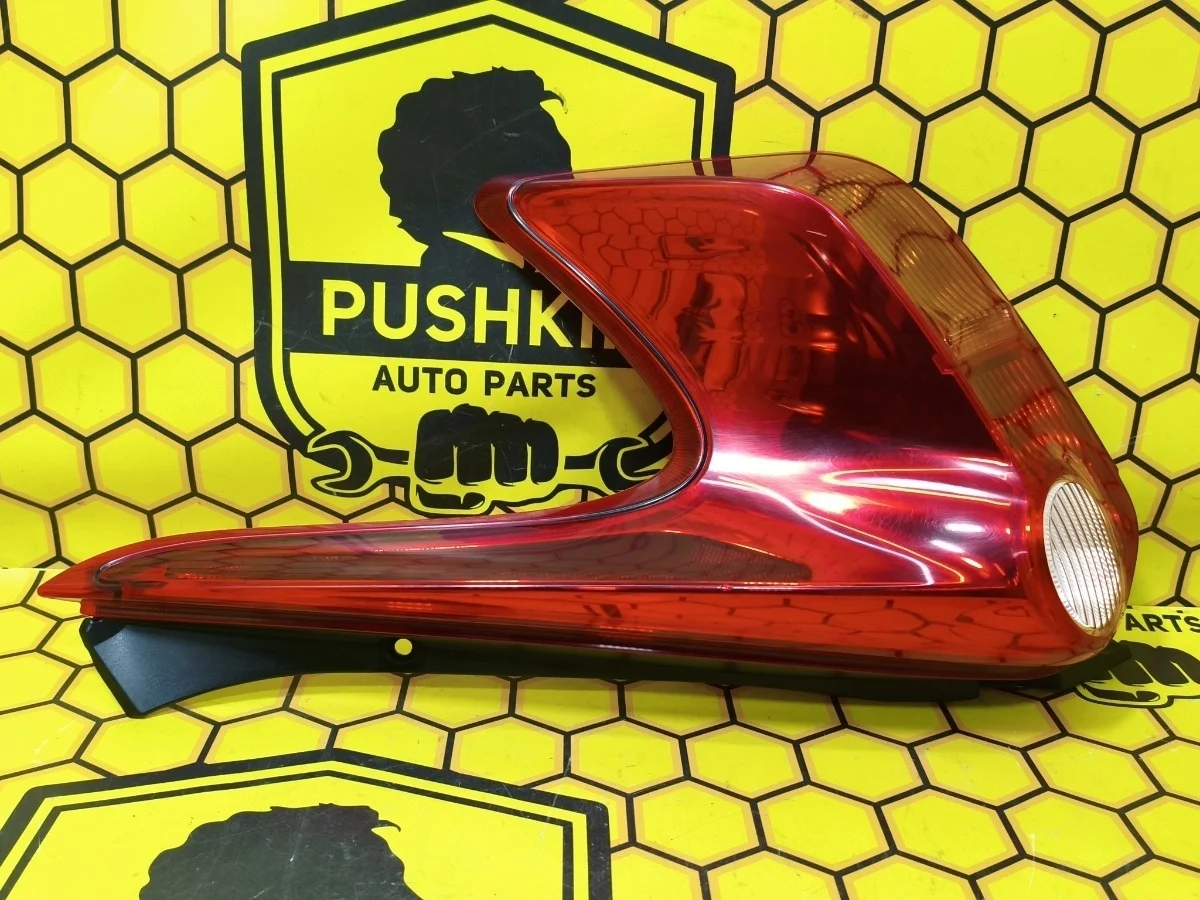 Фонарь в крыло Nissan Juke 2012 265501KA0A F15 HR16DE, задний правый