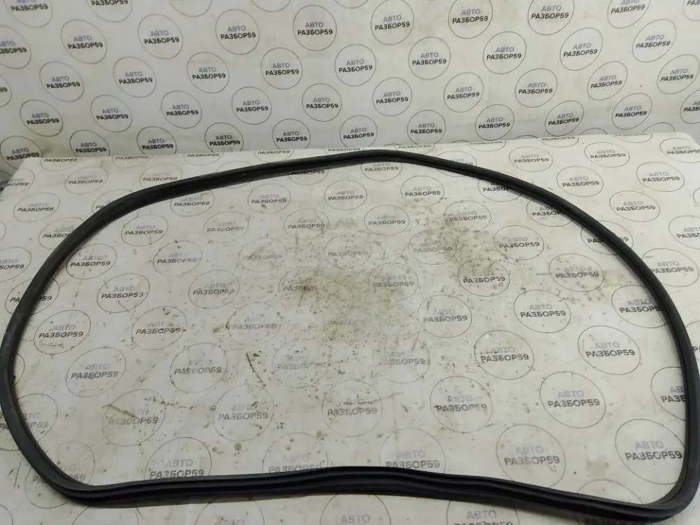 Уплотнитель проема двери Citroen C4 II (2010—2016)