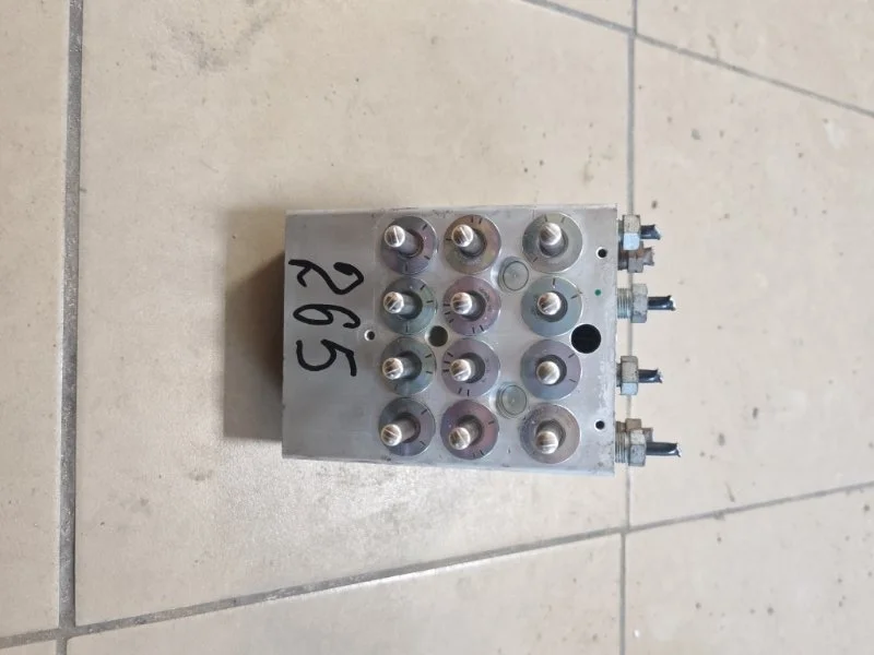 Насос ABS Volvo XC90 2012 30793492 B6324S5