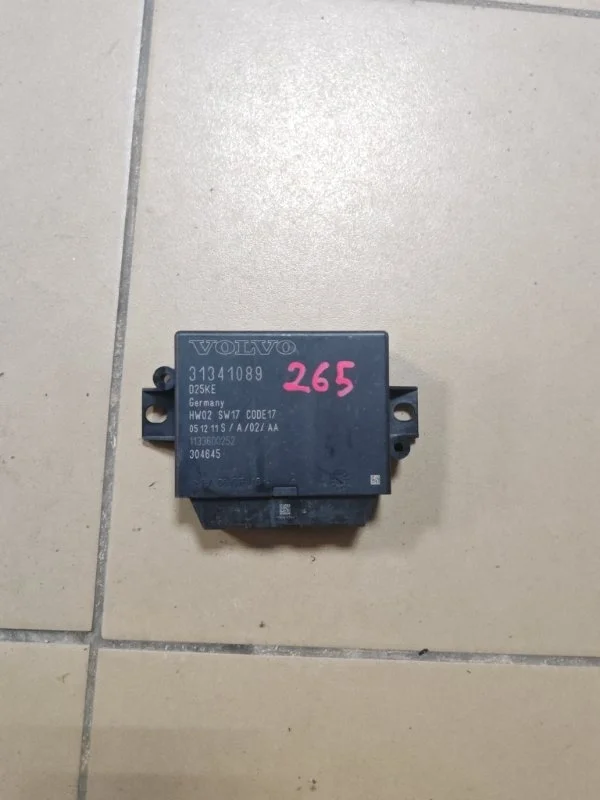 Блок управления парктрониками Volvo XC90 2012 31341089 B6324S5