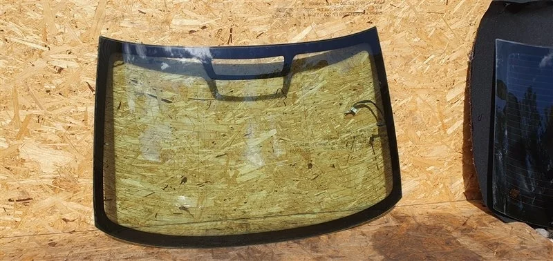 Стекло заднее Volvo S80 2002 9484110