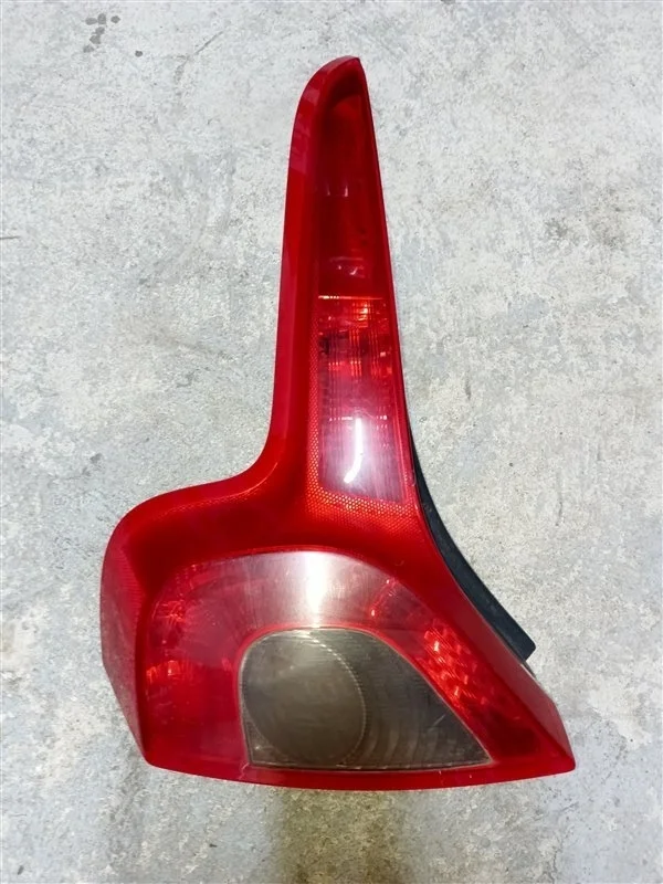 Фонарь Volvo C30 31213917, задний левый