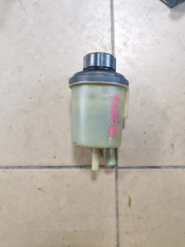 Бачок гидроусилителя руля Volvo XC60 2017 31302576 D5244T21