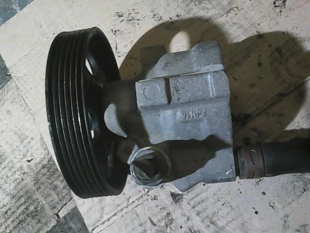 Насос гидроусилителя Renault Trafic 2  F9Q