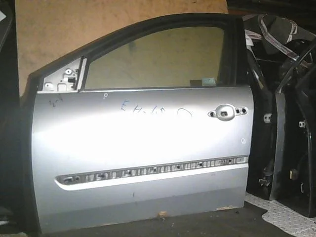 Дверь Renault Laguna 3   F L