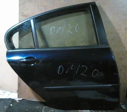Дверь задняя правая Renault Laguna 3   B R