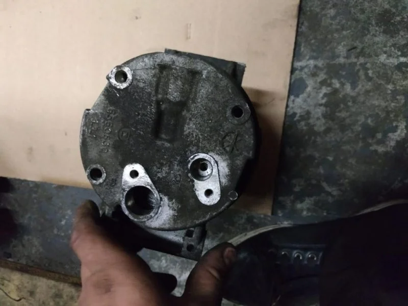 Компрессор кондиционера Renault Trafic 2