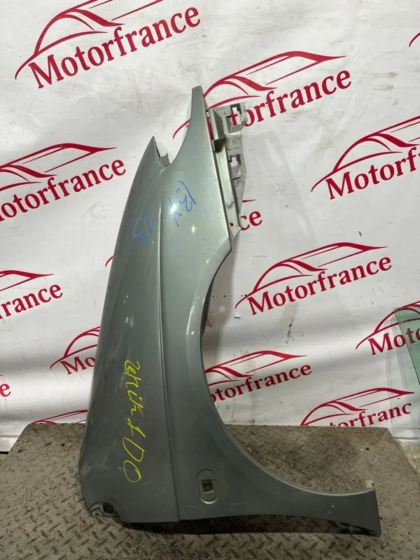 Крыло Renault Scenic    F R
