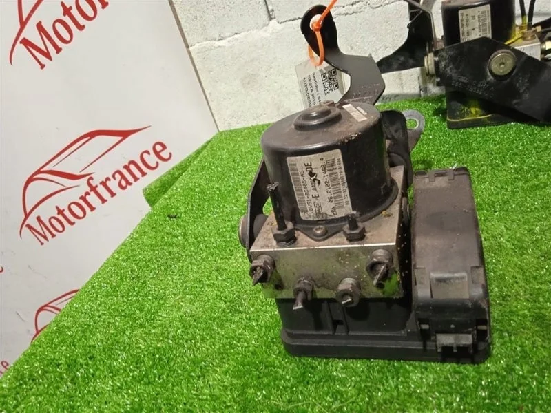 Блок ABS Ford Fiesta