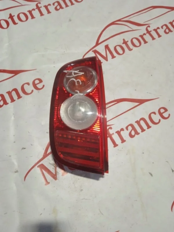 Фонарь задний NISSAN Micra K12   B L